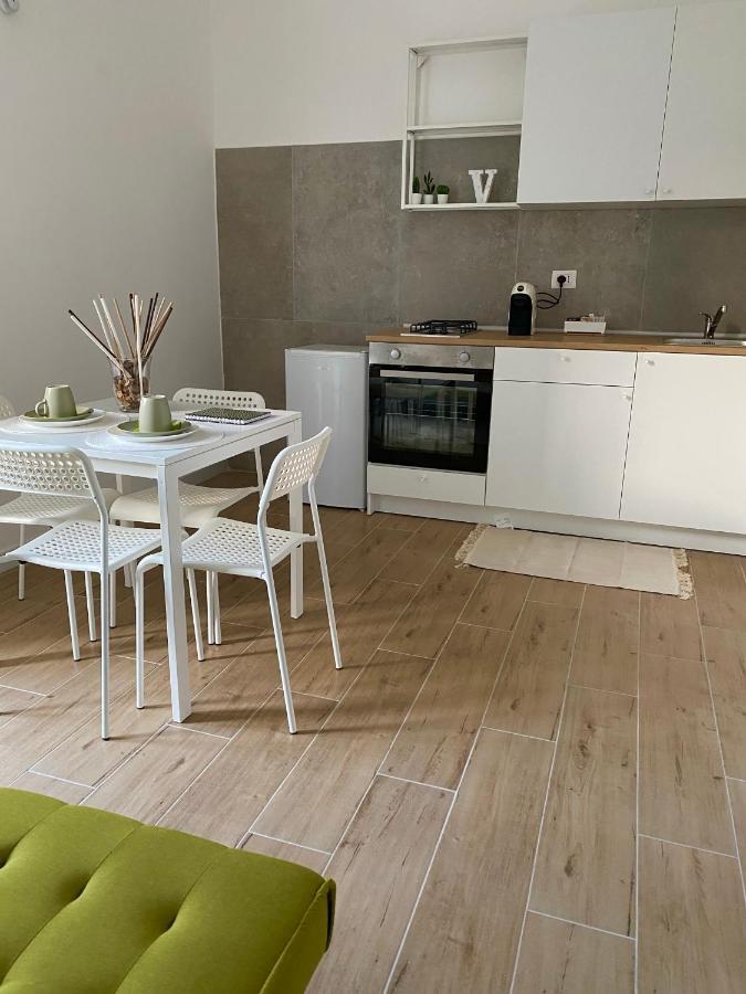 Vanvitelli Apartments Caserta Luaran gambar